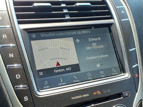 Used 2019 Lincoln Nautilus Reserve AWD/4WD image 5
