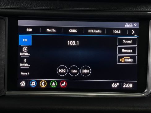 Used 2021 GMC Yukon Denali w/ Advanced Technology Package image 25