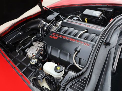 Used 2006 Chevrolet Corvette Coupe w/ Preferred Equipment Group image 10