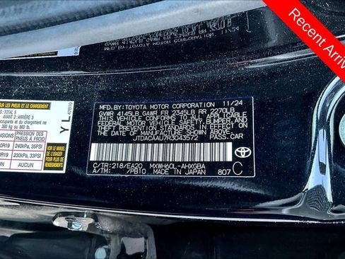Used 2024 Toyota Prius XLE image 9