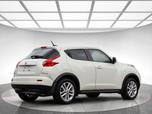 Used 2011 Nissan Juke SV AWD/4WD image 8