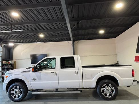 Used 2016 Ford F250 Platinum w/ FX4 Off-Road Package AWD/4WD image 5