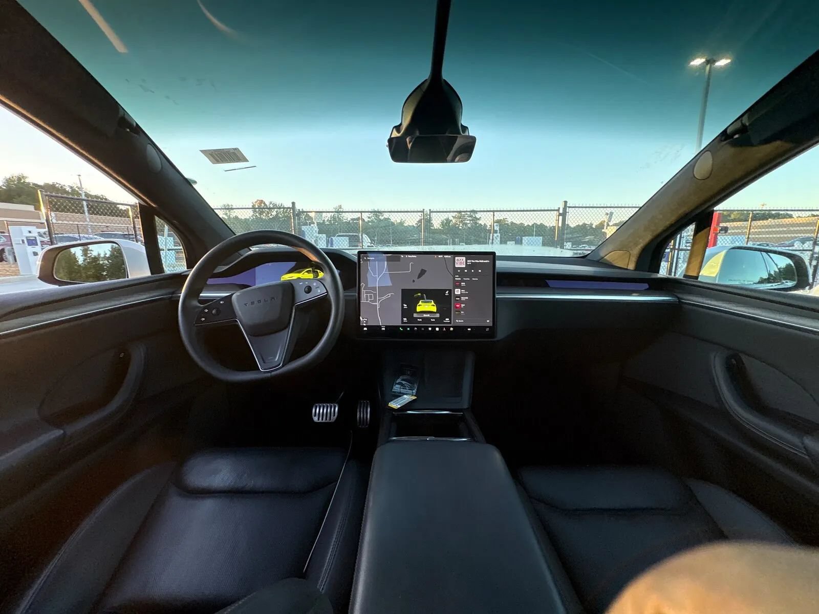 Used 2023 Tesla Model X AWD/4WD image 6