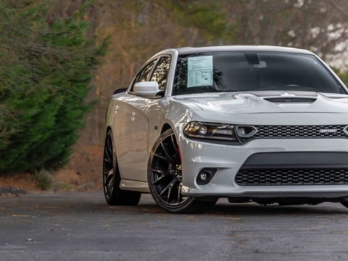 Used 2019 Dodge Charger Scat Pack w/ Daytona Edition Group image 27
