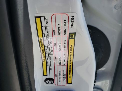 Used 2022 RAM 1500 Classic SLT image 29