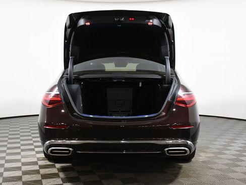 Used 2023 Mercedes-Benz Maybach S 680 4MATIC image 40