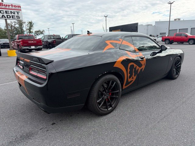Used 2023 Dodge Challenger SRT Hellcat w/ Driver Convenience Group RWD image 3