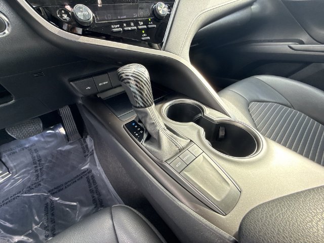 Used 2022 Toyota Camry SE w/ Convenience Package FWD image 21