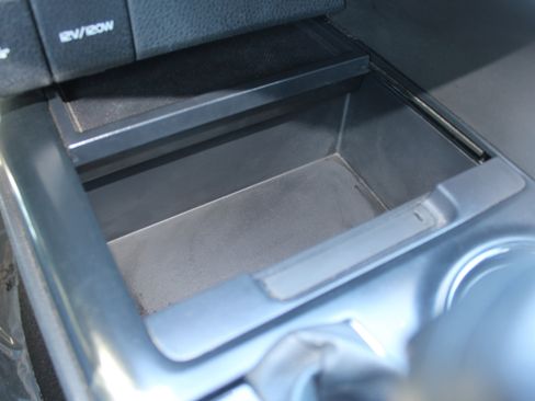 Used 2020 Toyota Camry LE image 33