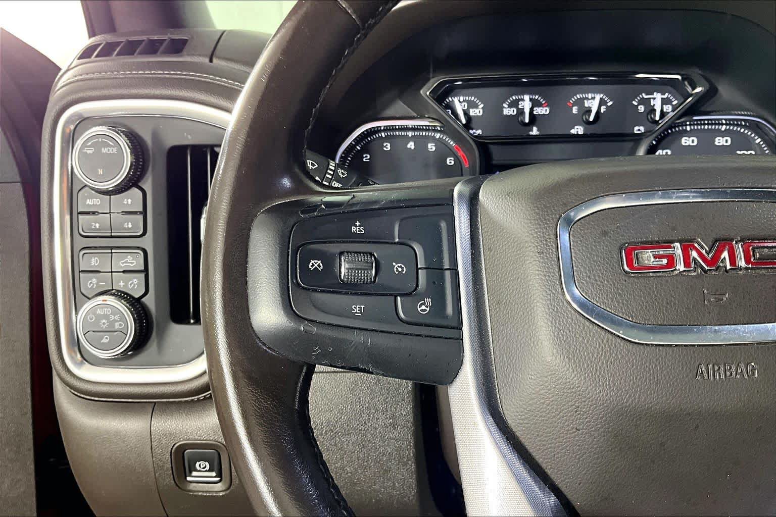 Used 2021 GMC Sierra 1500 SLT AWD/4WD image 21