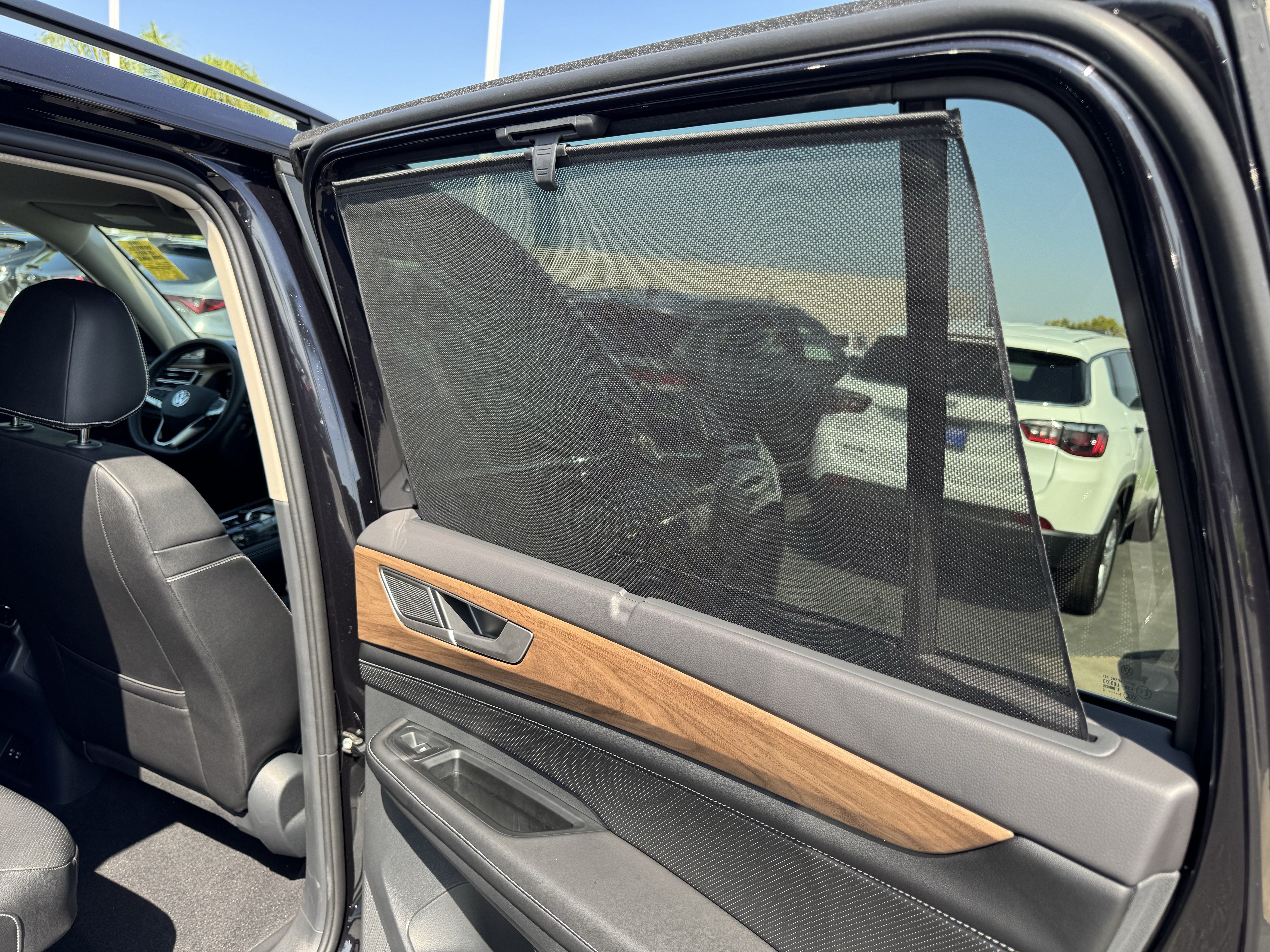 Used 2026 Volkswagen Atlas SE FWD image 33
