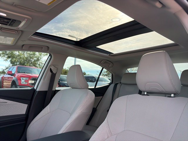 Used 2026 Toyota Camry XLE w/ Premium Package FWD image 9