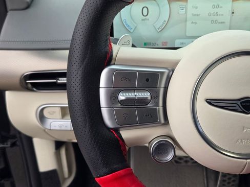 Used 2023 Genesis GV60 Advanced image 47