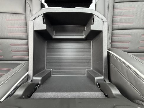 New 2026 GMC Yukon XL AT4 Ultimate AWD/4WD image 29