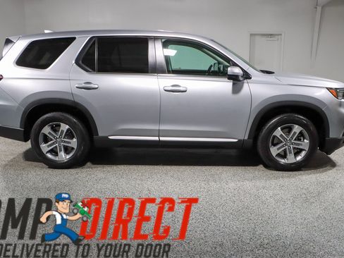 Used 2024 Honda Pilot EX-L image 6