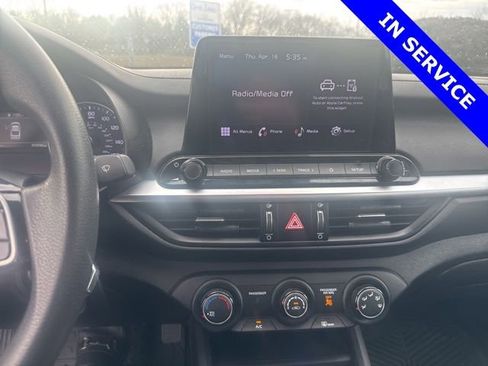 Used 2022 Kia Forte LXS FWD image 6