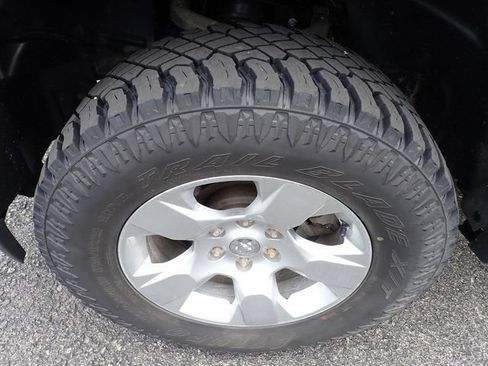 Used 2019 RAM 1500 Big Horn AWD/4WD image 10