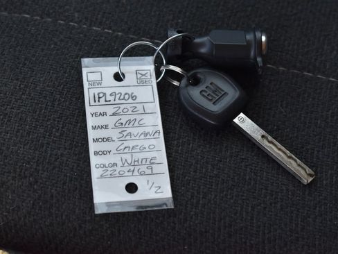 Used 2021 GMC Savana 2500 w/ Driver Convenience Package RWD image 12