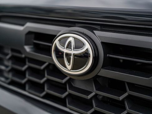 New 2026 Toyota Tacoma TRD Sport image 6