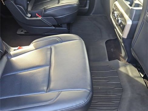 Certified 2022 Ford Expedition Max XLT image 8