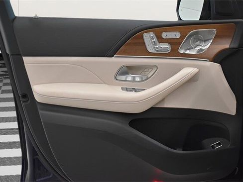 Used 2022 Mercedes-Benz GLE 350 4MATIC image 24