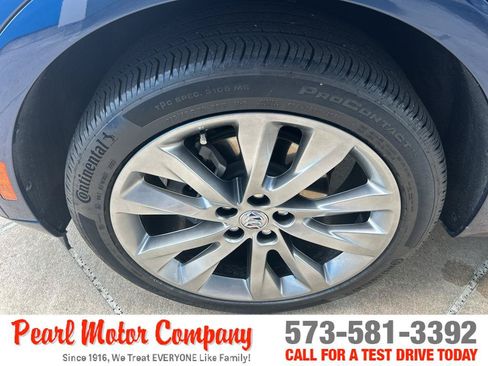 Certified 2023 Buick Envision Avenir AWD/4WD image 8