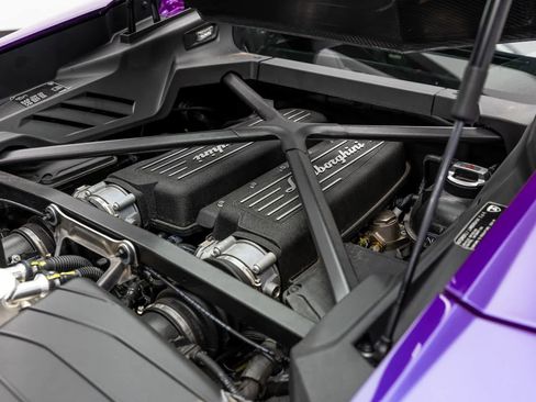 Used 2024 Lamborghini Huracan Tecnica RWD image 39