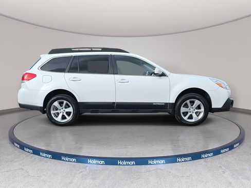 Used 2013 Subaru Outback 2.5i Premium image 8