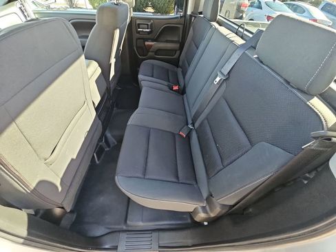 Used 2018 GMC Sierra 1500 SLE image 18