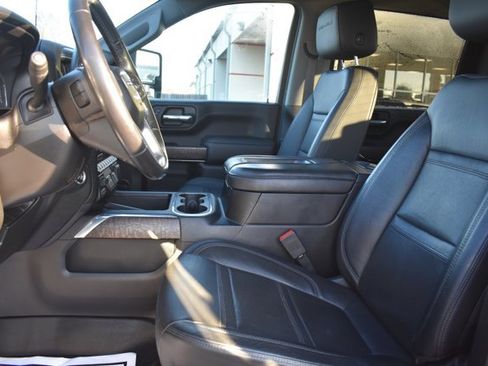 Used 2020 GMC Sierra 2500 Denali w/ Technology Package image 16