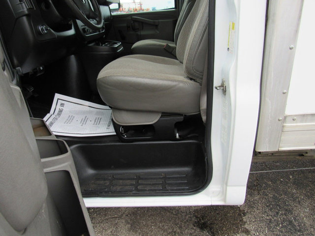 Used 2021 Chevrolet Express 3500 RWD image 26
