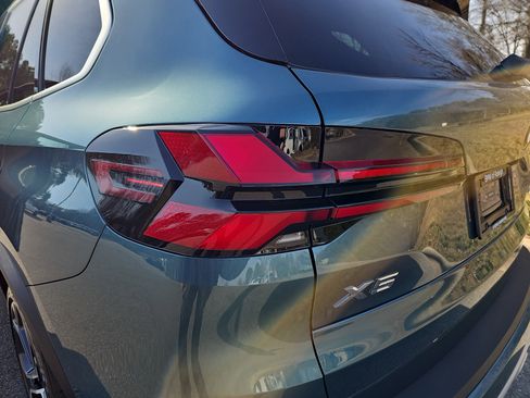 New 2026 BMW X5 xDrive40i w/ Climate Comfort Package image 37