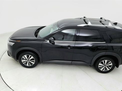 Used 2024 Nissan Pathfinder SL w/ Cargo Package FWD image 14