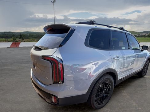 Certified 2024 Kia Telluride EX X-Line AWD/4WD image 3