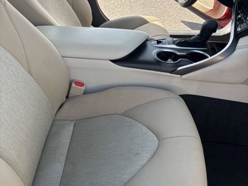 Used 2021 Toyota Camry LE FWD image 26