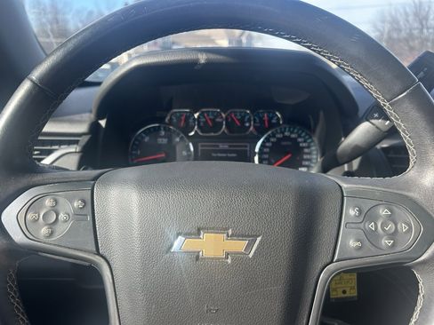 Used 2018 Chevrolet Tahoe LT image 17