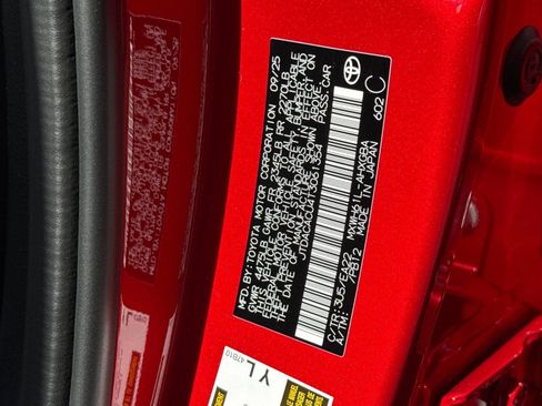 New 2026 Toyota Prius Plug-In Hybrid FWD image 34