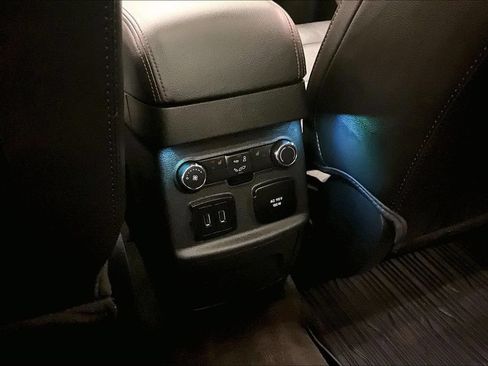 Used 2018 Ford Explorer Sport w/ Equipment Group 401A AWD/4WD image 10