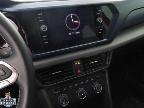 Used 2022 Volkswagen Taos SE FWD image 18