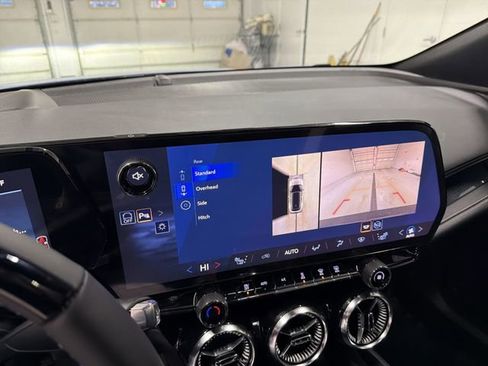 New 2026 Chevrolet Blazer EV LT image 27