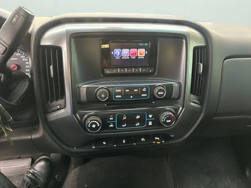 Used 2014 Chevrolet Silverado 1500 LT w/ LT Plus Package AWD/4WD image 9