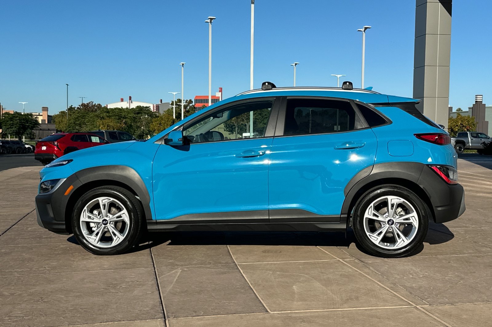 Used 2022 Hyundai Kona SEL w/ Convenience Package FWD image 7