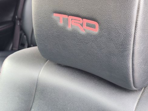 Used 2019 Toyota 4Runner TRD Off-Road Premium image 18