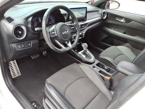 Used 2023 Kia Forte GT-Line w/ GT-Line Technology Package FWD image 5