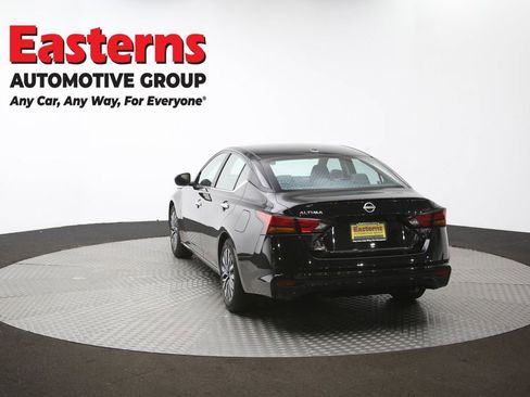 Used 2025 Nissan Altima 2.5 SV image 65