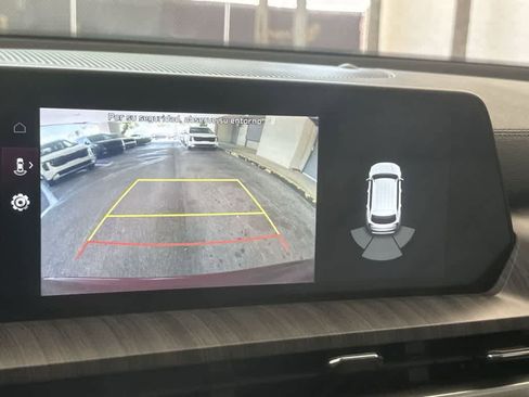 Certified 2023 Kia Telluride EX w/ EX Captain's Chair Package FWD image 19
