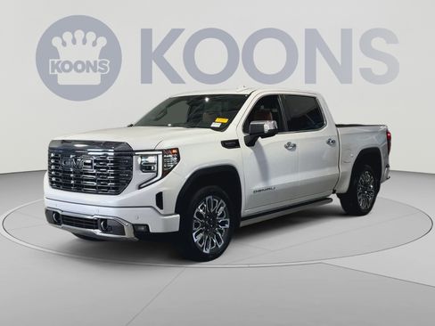 Used 2024 GMC Sierra 1500 Denali Ultimate AWD/4WD image 5