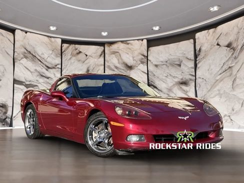 Used 2006 Chevrolet Corvette Coupe w/ Preferred Equipment Group RWD image 13