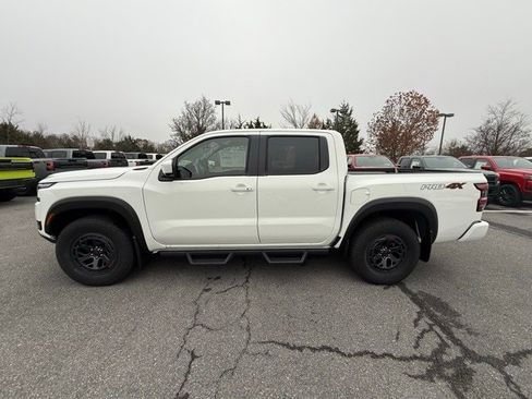 New 2026 Nissan Frontier PRO-4X w/ Pro-4x Convenience Package image 8