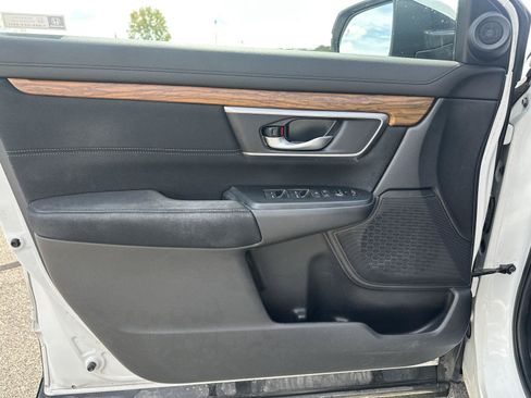 Used 2019 Honda CR-V EX image 14